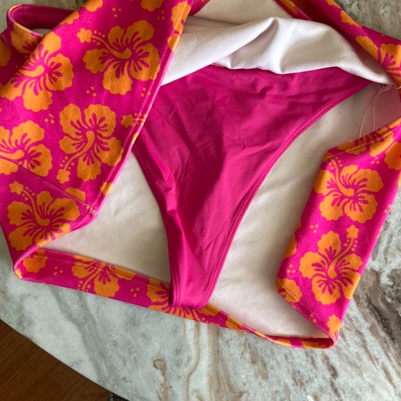 NWT frankiesbikinis Marty Terry Bottom - Picture 2 of 4